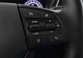 Подержанный автомобиль Hyundai Genesis 2016 года (30 фото)