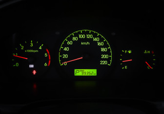 Подержанный автомобиль Hyundai Grand Starex 2013 года (16 фото)