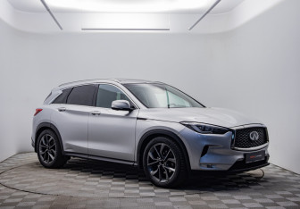 Подержанный автомобиль Infiniti QX50 2018 года (3 фото)