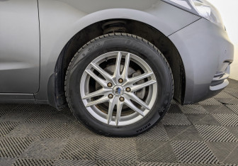 Подержанный автомобиль Kia Cerato Sedan 2015 года (18 фото)