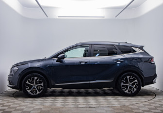 Подержанный автомобиль Kia Sportage 2022 года (8 фото)