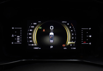 Подержанный автомобиль Geely Atlas Pro 2023 года (13 фото)