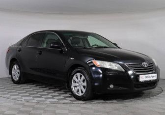 Подержанный автомобиль Toyota Camry Sedan 2008 года (3 фото)