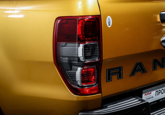Подержанный автомобиль Ford Ranger 2021 года (16 фото)
