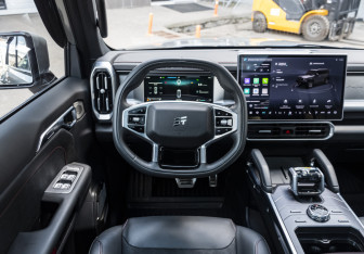 Подержанный автомобиль Jetour T2 2024 года (10 фото)