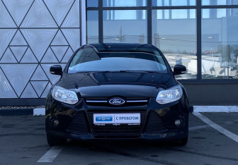 Подержанный автомобиль Ford Focus Wagon 2013 года (2 фото)