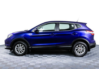 Подержанный автомобиль Nissan Qashqai 2014 года (3 фото)