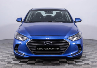 Подержанный автомобиль Hyundai Elantra Sedan 2017 года (2 фото)