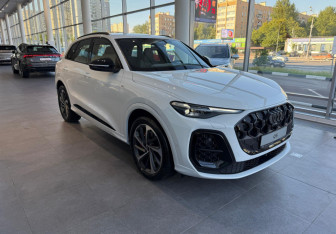 Новый Audi Q5 2025 (3 фото)
