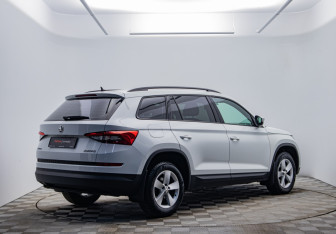 Подержанный автомобиль Skoda Kodiaq 2019 года (5 фото)