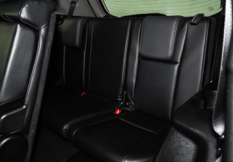 Подержанный автомобиль Toyota Highlander 2014 года (13 фото)