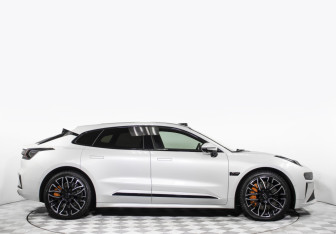 Подержанный автомобиль Zeekr 001 2024 года (4 фото)