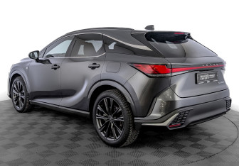 Подержанный автомобиль Lexus RX 2024 года (7 фото)