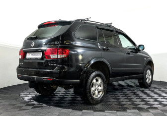Подержанный автомобиль SsangYong Kyron 2012 года (5 фото)
