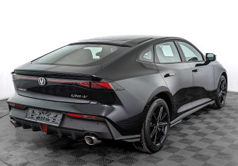 Новый Changan UNI-V 2024 (2 фото)