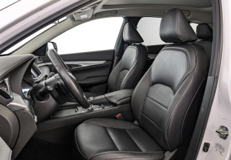 Подержанный автомобиль Infiniti QX50 2021 года (20 фото)