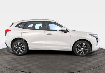 Подержанный автомобиль Haval Jolion 2022 года (4 фото)