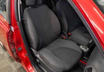 Подержанный автомобиль Nissan Micra Hatchback 2009 года (19 фото)