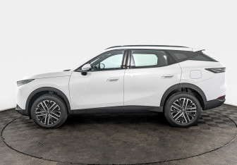 Новый Omoda C7 2025 (3 фото)