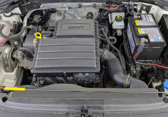 Подержанный автомобиль Skoda Octavia Liftback 2014 года (9 фото)