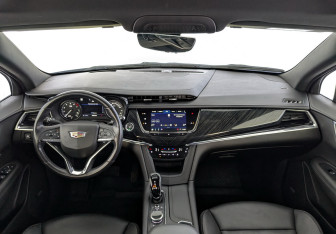 Подержанный автомобиль Cadillac XT6 2021 года (14 фото)
