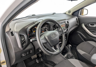 Подержанный автомобиль LADA (ВАЗ) XRAY 2019 года (16 фото)