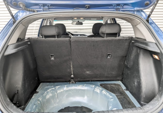 Подержанный автомобиль Kia Rio Hatchback 2021 года (10 фото)