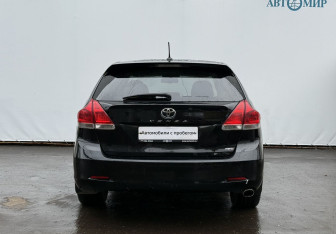 Подержанный автомобиль Toyota Venza 2009 года (6 фото)