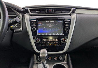 Подержанный автомобиль Nissan Murano Suv 2022 года (15 фото)