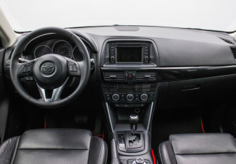 Подержанный автомобиль Mazda CX-5 2012 года (13 фото)