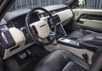 Подержанный автомобиль Land Rover Range Rover 2019 года (15 фото)