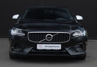 Подержанный автомобиль Volvo S90 2017 года (2 фото)