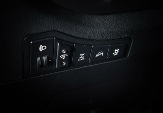 Подержанный автомобиль Kia Sportage 2012 года (18 фото)