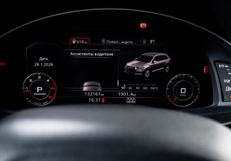 Подержанный автомобиль Audi Q7 2015 года (11 фото)