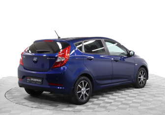 Подержанный автомобиль Hyundai Solaris Hatchback 2015 года (5 фото)