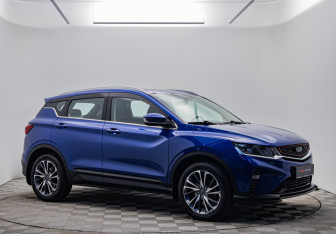 Подержанный автомобиль Geely Coolray 2022 года (3 фото)