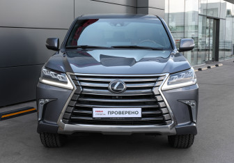 Подержанный автомобиль Lexus LX 2019 года (2 фото)