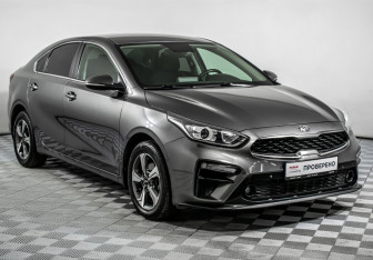 Подержанный автомобиль Kia Cerato Sedan 2019 года (3 фото)