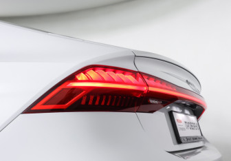 Подержанный автомобиль Audi A7 2020 года (23 фото)