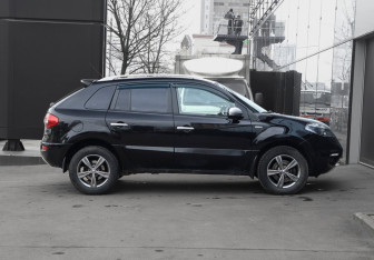 Подержанный автомобиль Renault Koleos 2012 года (4 фото)