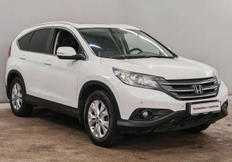 Подержанный автомобиль Honda CR-V 2014 года (3 фото)