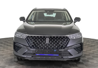 Новый FAW Bestune T77 2024 (5 фото)