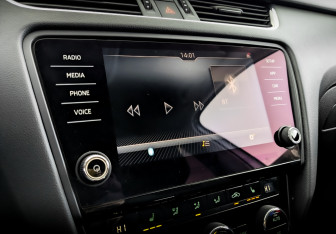 Подержанный автомобиль Skoda Octavia Liftback 2017 года (25 фото)