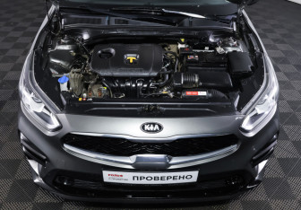 Подержанный автомобиль Kia Cerato Sedan 2021 года (9 фото)