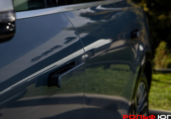 Подержанный автомобиль Voyah Free 2022 года (18 фото)