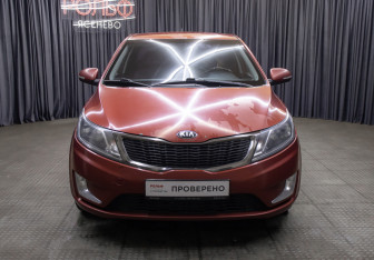 Подержанный автомобиль Kia Rio Sedan 2013 года (2 фото)