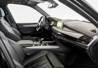 Подержанный автомобиль BMW X5 2018 года (11 фото)