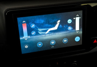 Подержанный автомобиль Chery Tiggo 4 2022 года (27 фото)