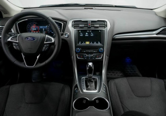 Подержанный автомобиль Ford Mondeo Wagon 2018 года (10 фото)