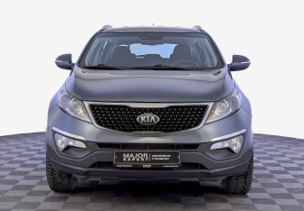 Подержанный автомобиль Kia Sportage 2015 года (2 фото)